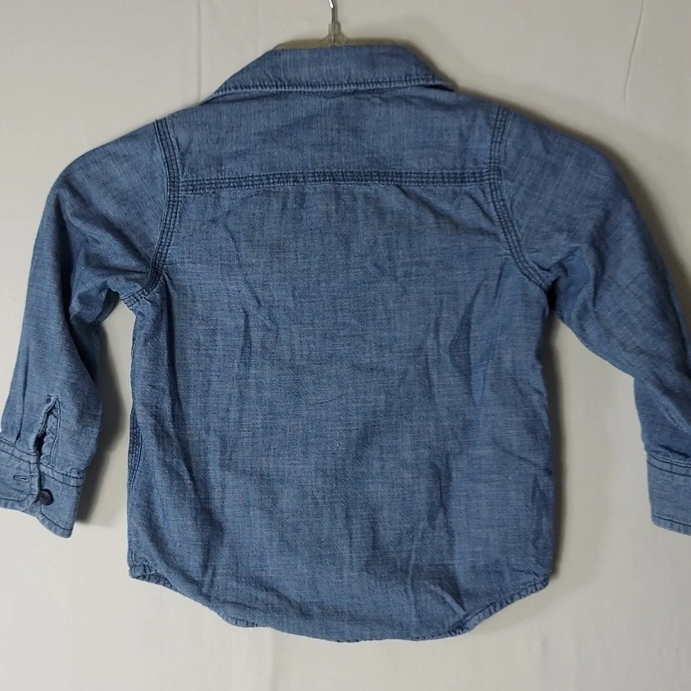 Baby Gap boy's   shirts  Size 3 years.